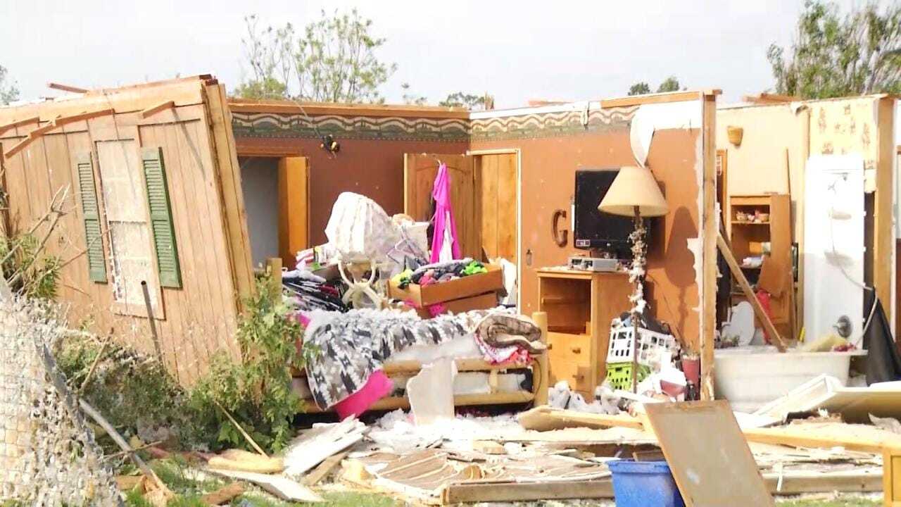 Oklahoma Tornado Victims Seeking To Rebuild
