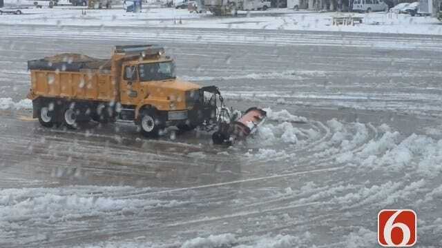 Reporter Katiera Winfrey: Snow Scenes At The Tulsa Airport