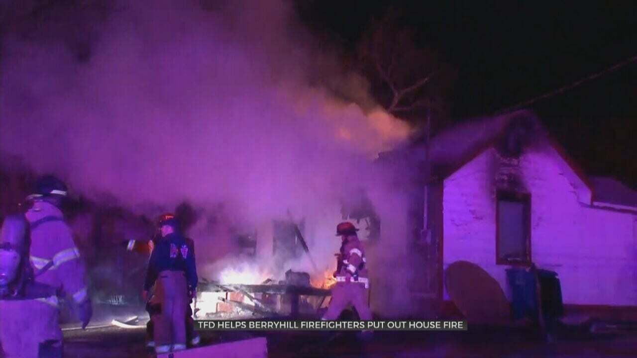 Firefighters Battle Early Morning Fire At Abandoned Home 