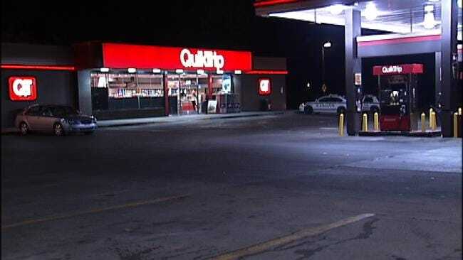 WEB EXTRA: Video From Scene Of QuikTrip Armed Robbery At Admiral And Delaware