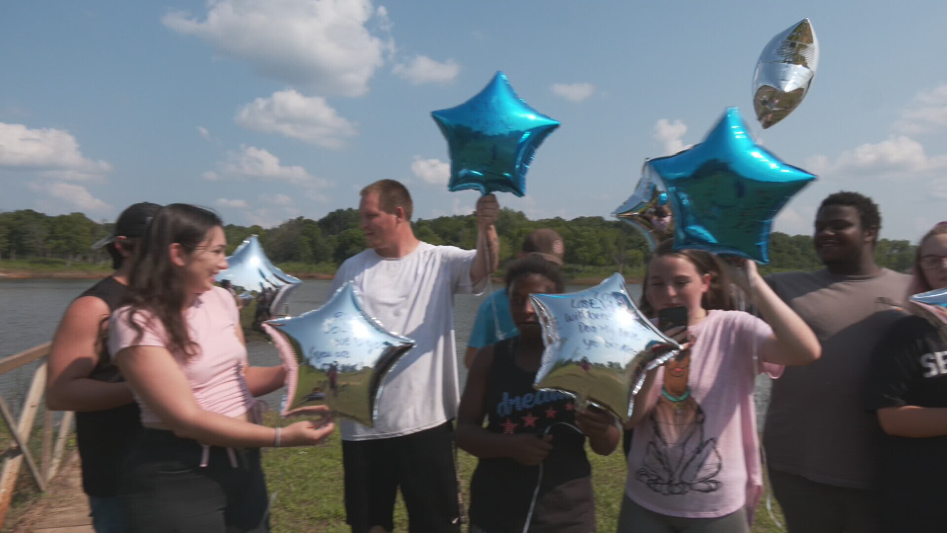 Family Remembers 22-Year-Old With Balloon Release After Drowning At Keystone Lake