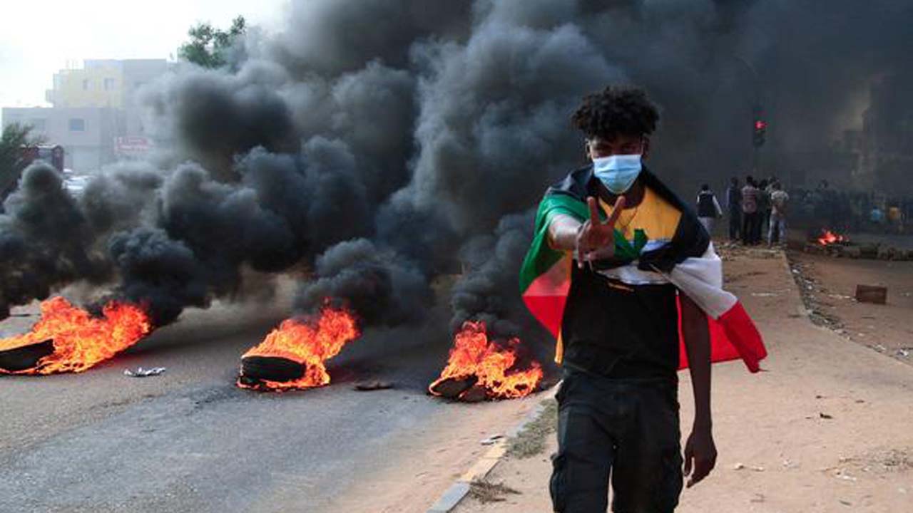 Sudan Coup Sees Military Commanders Detain Civilian Leaders, Declare Full Power