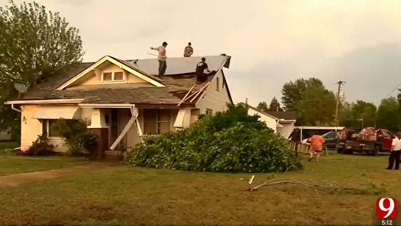 Cordell Community Comes Together After Tornado Damages Homes