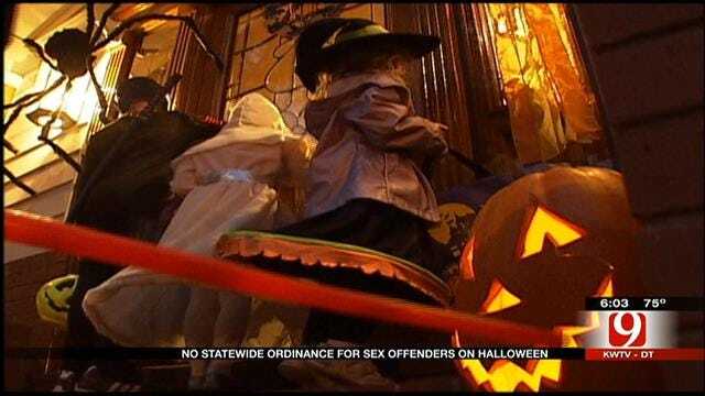 OK Sex Offenders Not Prohibited From Distributing Candy On Halloween