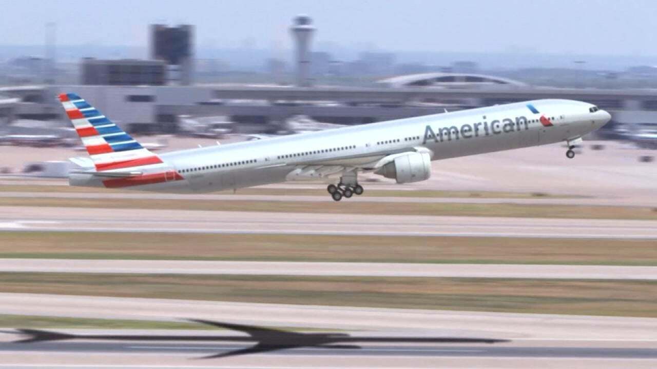 Despite $1.6 Billion Loss, American Airlines Sees Better Outlook