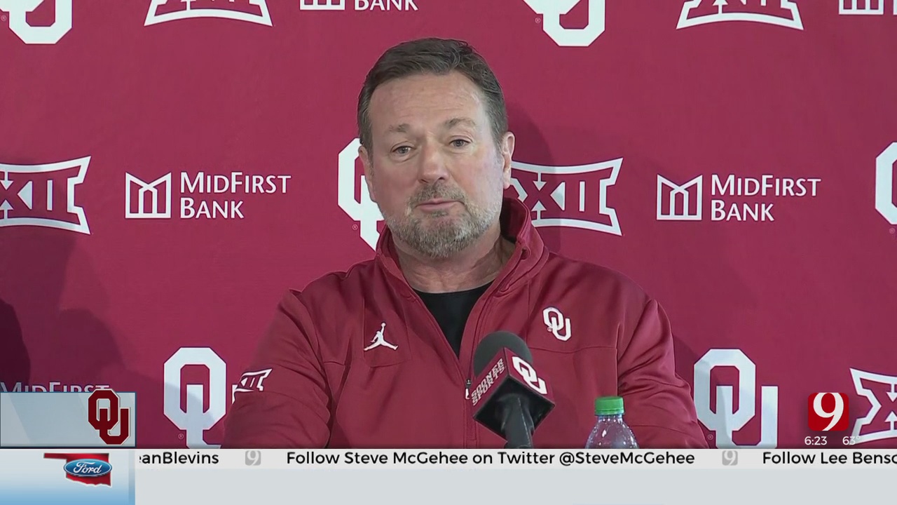 Bob Stoops Named Interim Coach After Riley's OU Departure