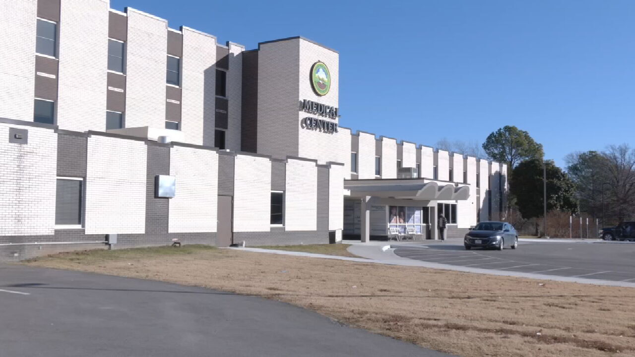 Muscogee Creek Nation Medical Center Struggles As COVID-19 Cases Surge
