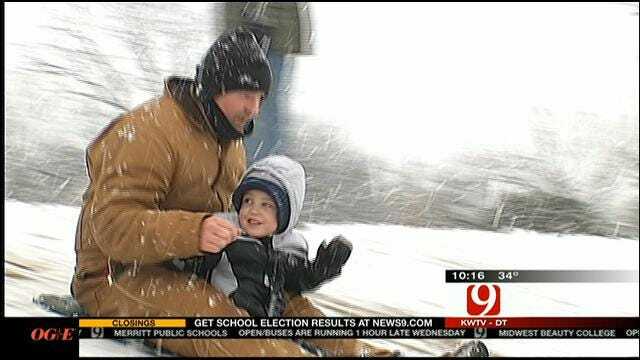 Oklahomans Having Fun In The Snow On Tuesday