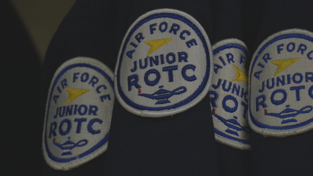 JROTC Programs Popular Amidst Low Military Recruiting Efforts