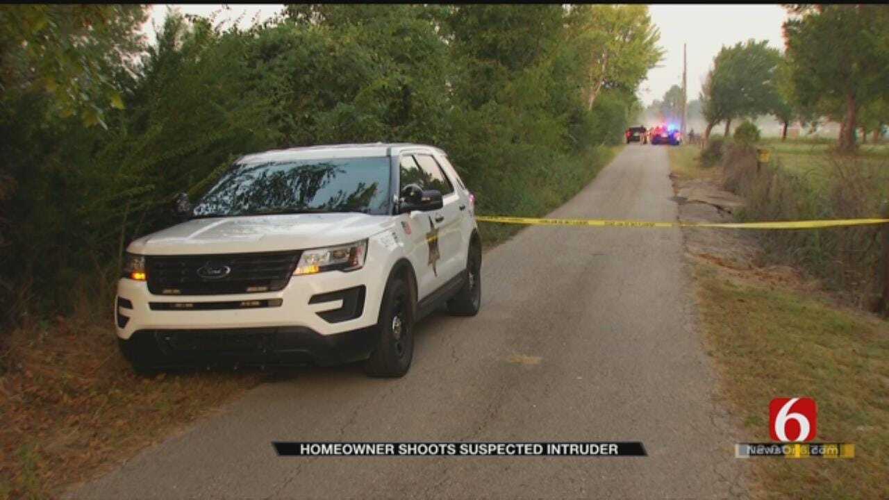 Man Shot Breaking Into Collinsville Home, Deputies Say