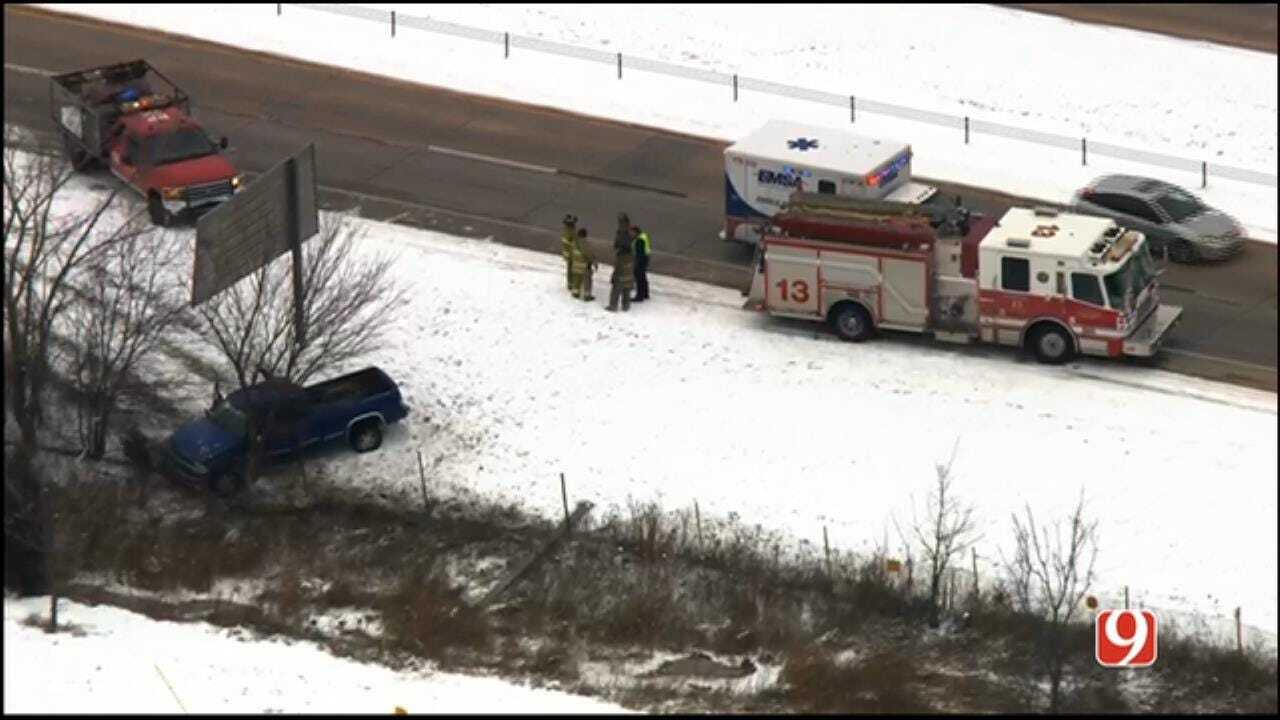WEB EXTRA: SkyNews 9 Flies Over Wreck On EB I-240 At Sooner Rd.