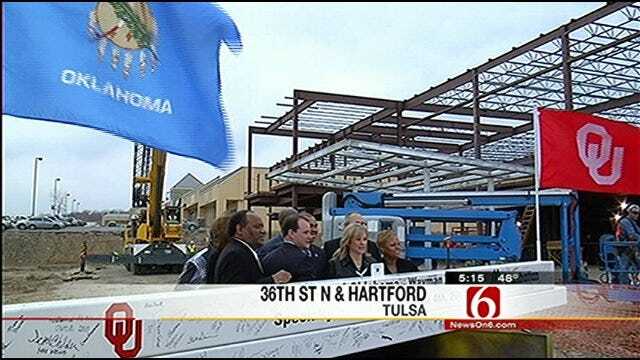 Final Beam In Place At Tulsa's Wayman Tisdale Clinic