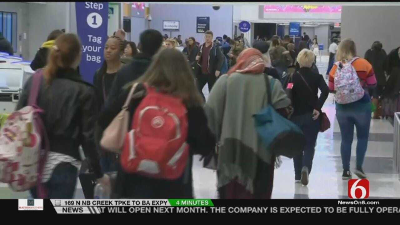 TSA Workers Going Without Pay During The Busiest Travel Days Of The Year
