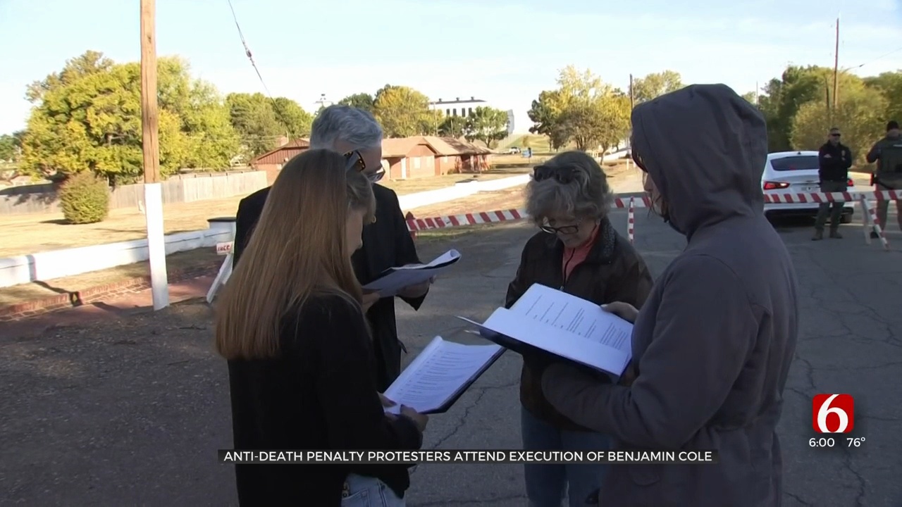 Small Group Of Death Penalty Protesters Gather During Execution