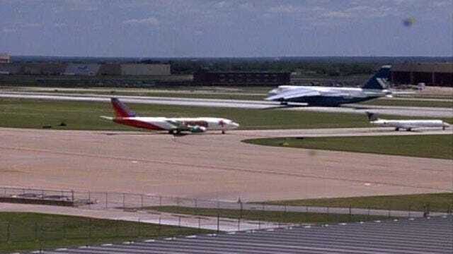 WEB EXTRA: Antonov An-124 Takes Off At Tulsa International Airport
