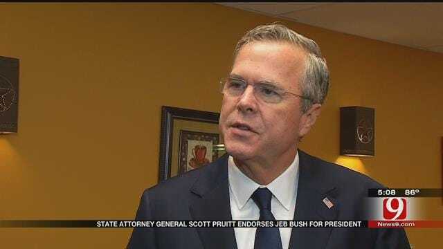 GOP Candidate Jeb Bush Teams Up With State AG Scott Pruitt