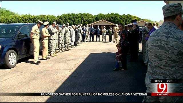 Hundreds Gather For Funeral Of Homeless Oklahoma Veteran