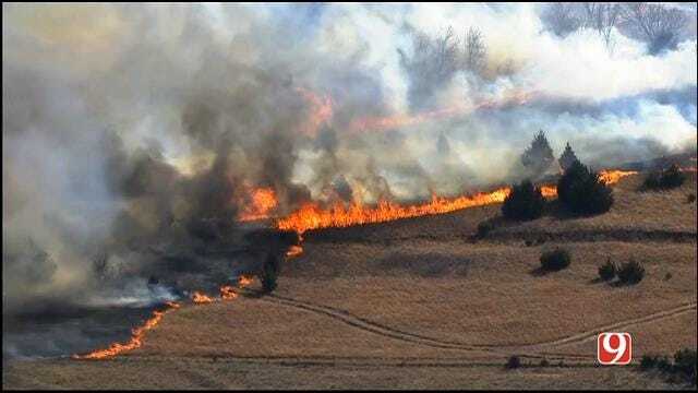 WEB EXTRA: Bob Mills SkyNews 9 HD Flies Over Multiple Grass Fires Near Blanchard