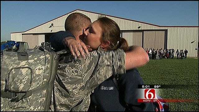 Loved Ones Say Goodbye As Oklahoma Airmen Head Back to Iraq