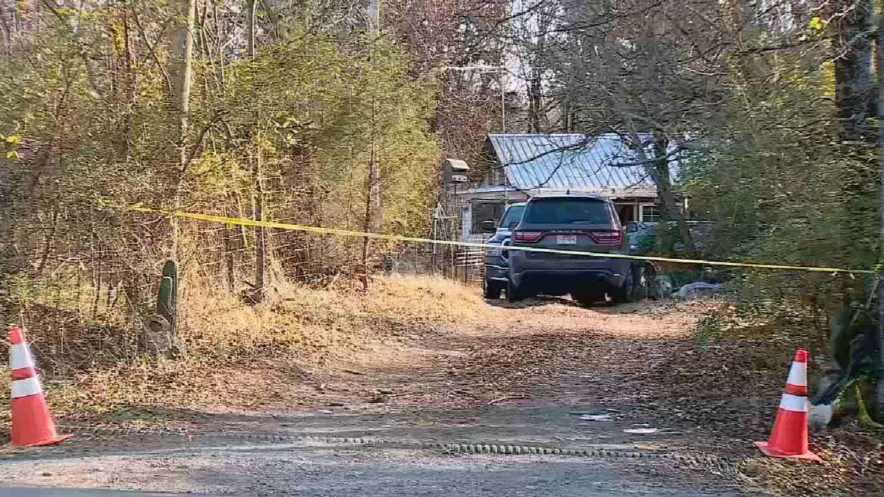 2 Women, 3 Girls Found Dead In Arkansas Home