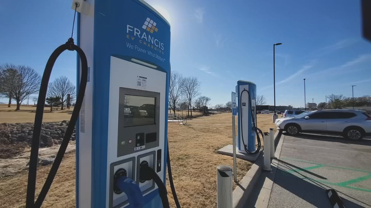 Tulsa Energy Company Hopes To Improve Electric Car Charger Network With Federal Grant