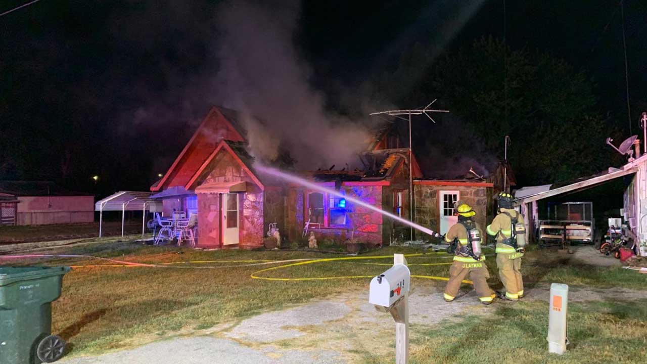 Firefighters Battle Early Morning House Fire In Claremore 