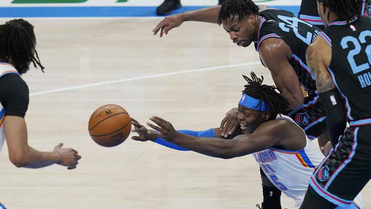  Hield’s 18 Points, 11 Rebounds Help Kings Top Thunder 103-99