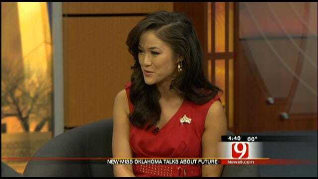 Miss Oklahoma 2012 Stops By News 9