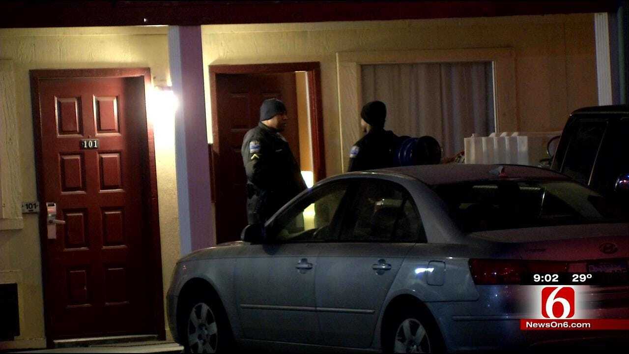 Man Robbed And Shot In Head Outside Tulsa Hotel