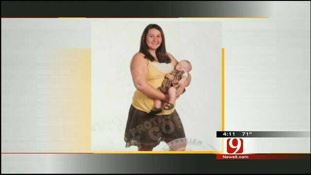 Hot Topics: Teen Mom's Picture Banned From Yearbook