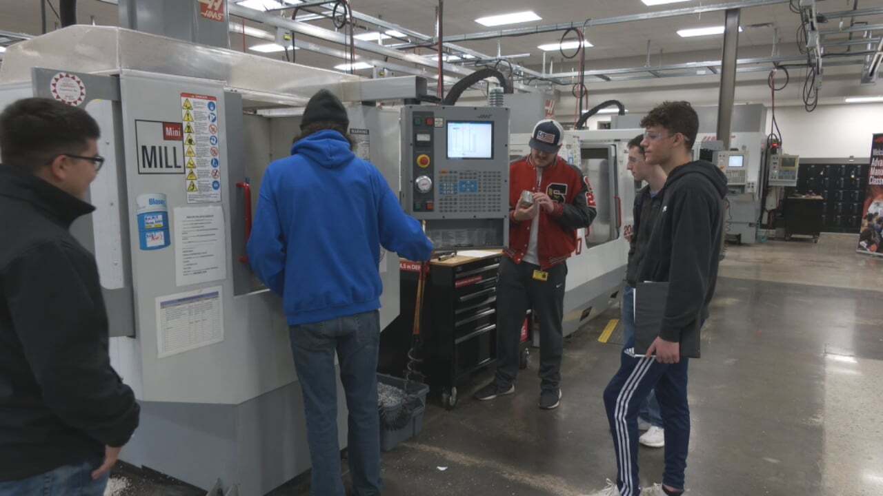 Oklahoma Companies Looking For Machinists During Shortage