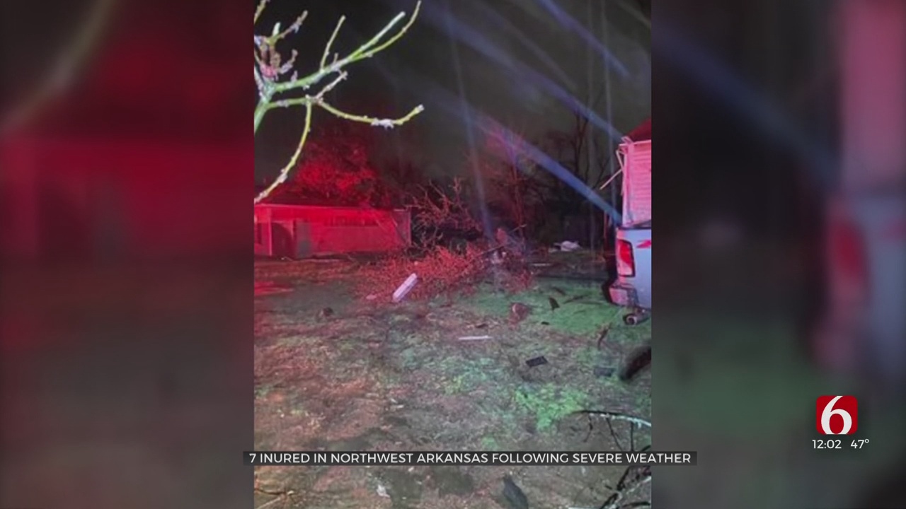 7 Hurt In Arkansas Storm; Deep South Braces For Tornadoes