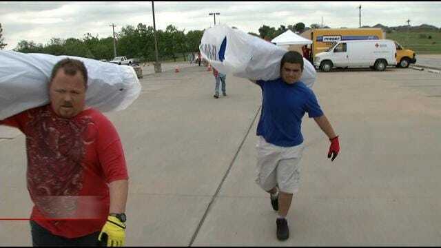 Shawnee Tornado Victims Find Help At Command Central