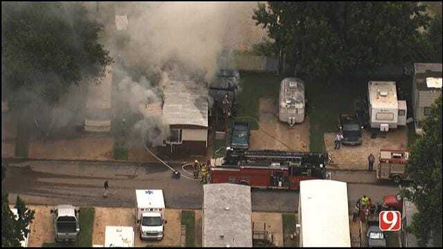 WEB EXTRA: Bob Mills SkyNews 9 HD Flies Over Del City Mobile Home Fire