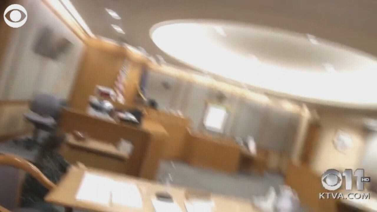 Courtroom Shakes During 7.0-Magnitude Earthquake In Alaska