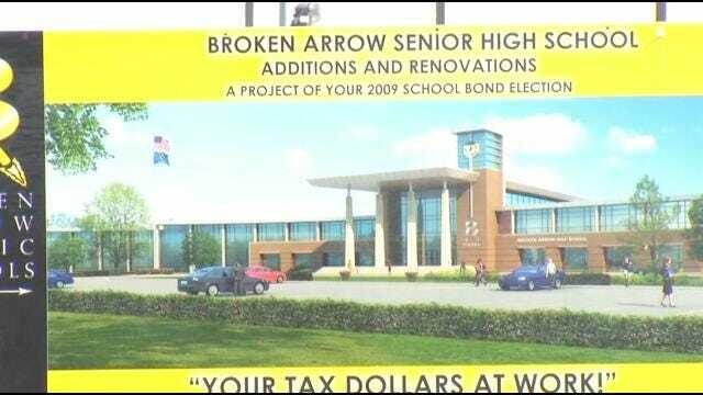 Broken Arrow High School Celebrates Topping Out Of New Building