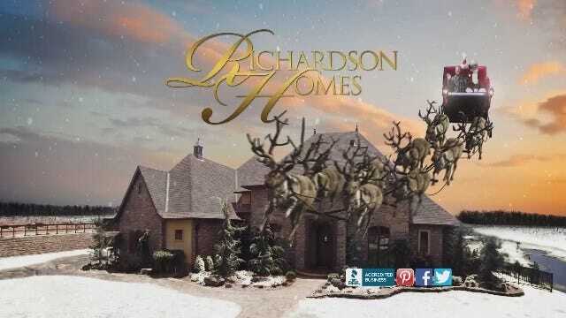 Richardson Homes: Santa