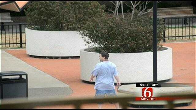 Tulsa Library Employee Describes Photographing Courthouse Shooting