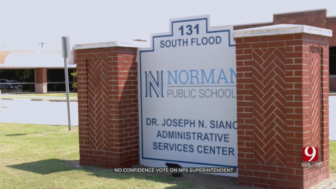 Professional Educators Of Norman Take A Vote Of No Confidence Against Norman's Superintendent 
