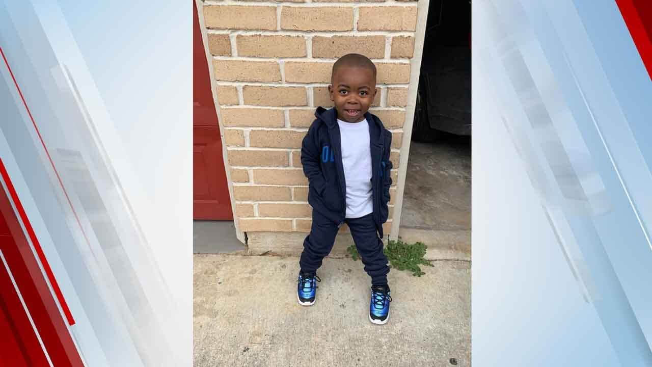 2-Year-Old Texas Boy Fatally Shot During Robbery Attempt