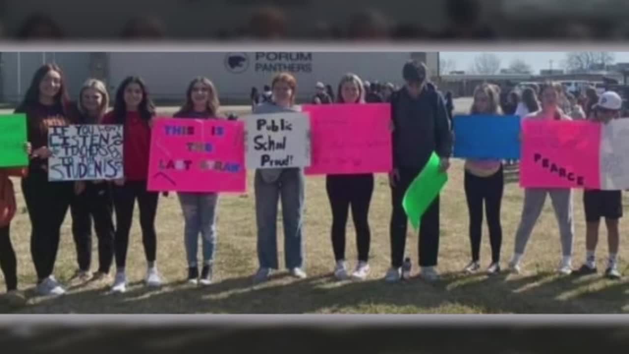 Porum Students Walk Out Of Class In Protest Of New Superintendent Hire