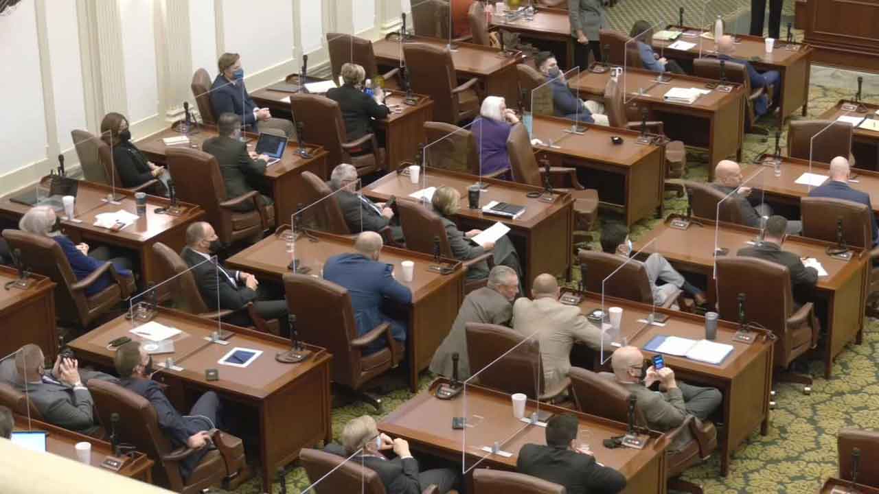 Bill To Allow Virtual Meetings Advances To Governor's Desk