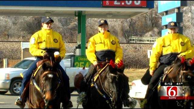 Rogers County Sheriff's Mounted Horse Patrol Keeping Shoppers Safe