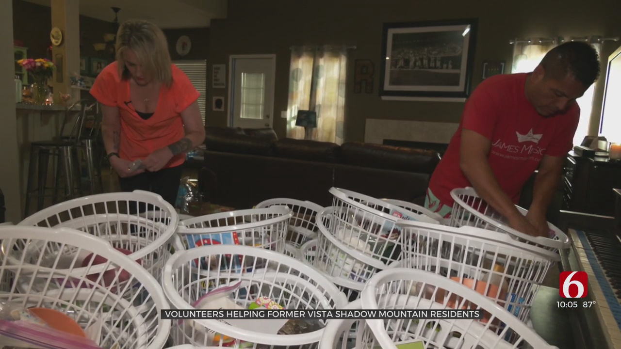Volunteers Provide Basic Necessities For Displaced Vista Shadow Mountain Residents & Their Pets