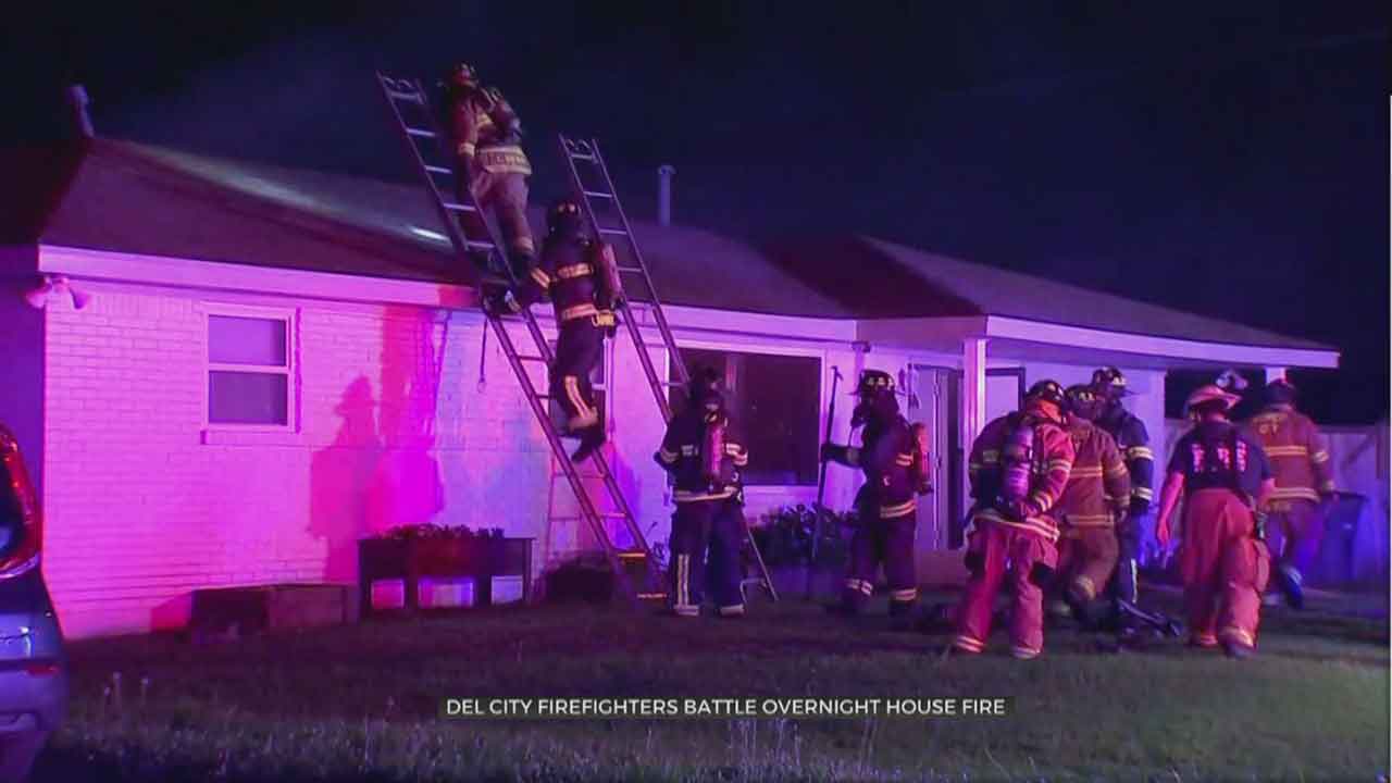 Firefighters Investigate Cause Of Del City House Fire That Sent 1 To Hospital 