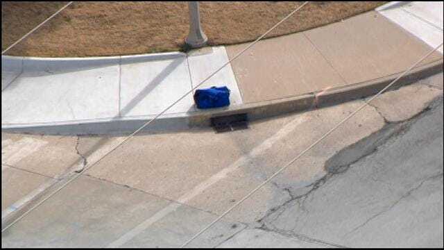 WEB EXTRA: SkyNews 9 Flies Over Suspicious Package Investigation