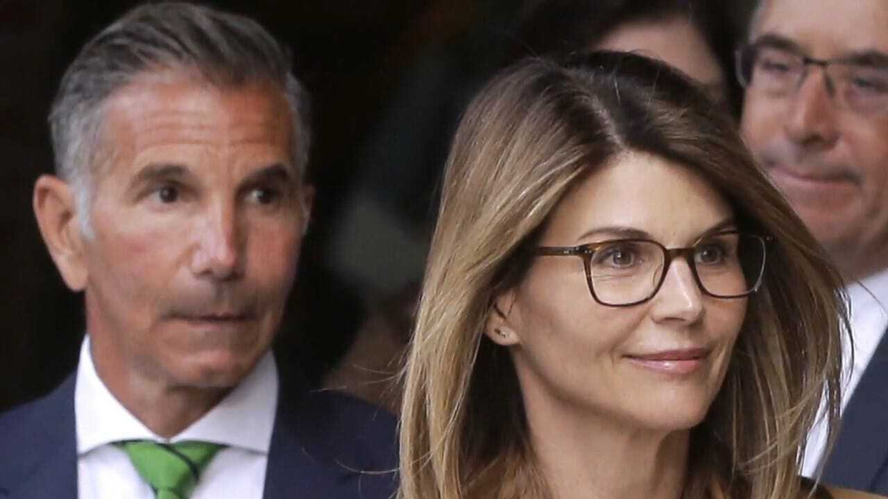Lori Loughlin And Husband's Legal Strategy In College Admissions Scandal Could Backfire