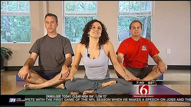 News On 6's Alan Crone And Rich Lenz Try Yoga
