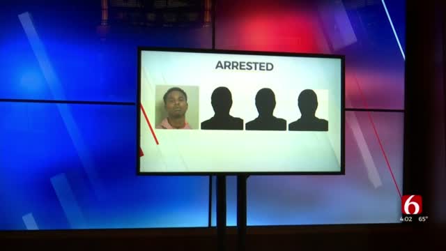 4 Accused Of Armed Robbery At Stoplight 