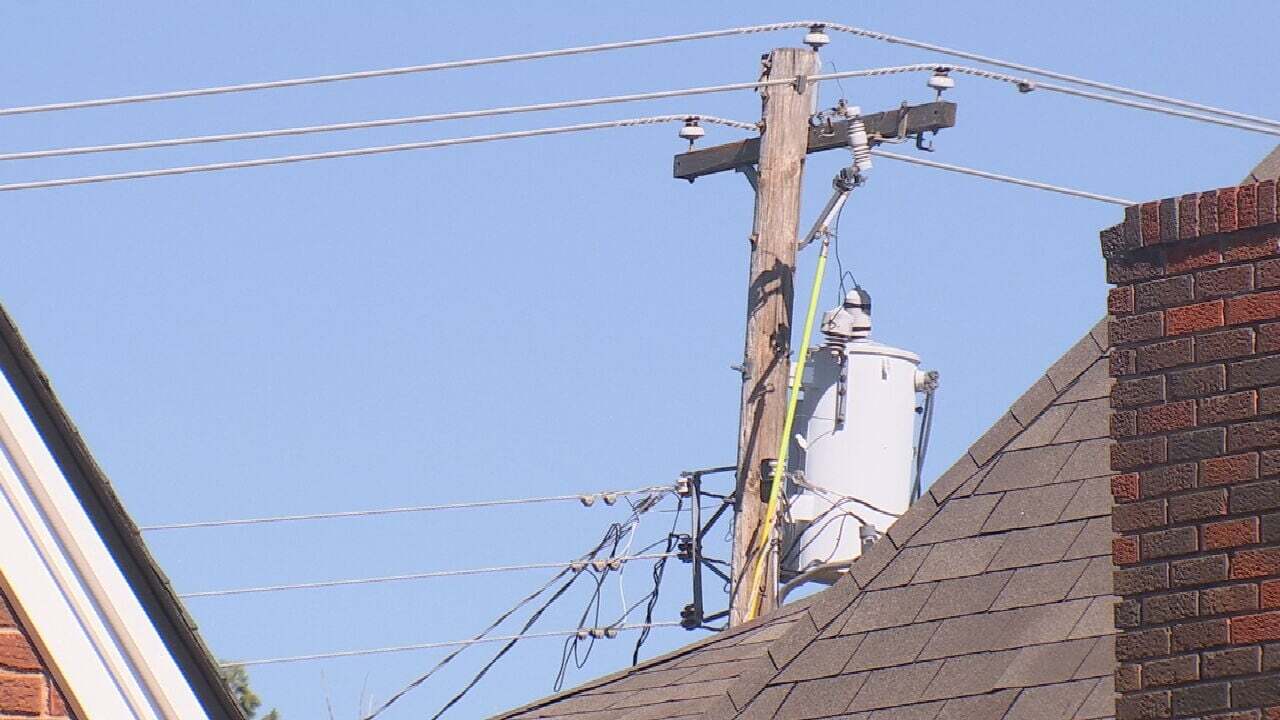 Iowa Lineman Recovering After Being Injured While Restoring Power In OKC
